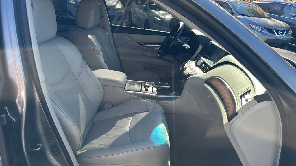 used 2015 INFINITI Q70 car, priced at $9,495