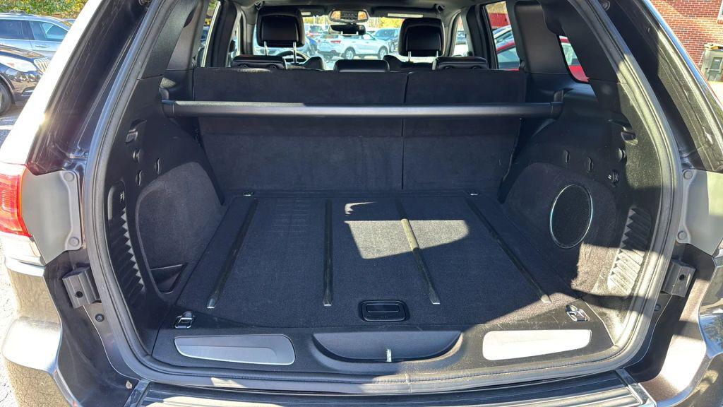 used 2014 Jeep Grand Cherokee car, priced at $7,995