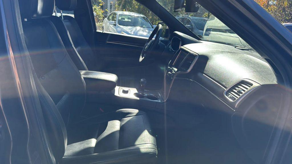 used 2014 Jeep Grand Cherokee car, priced at $7,995