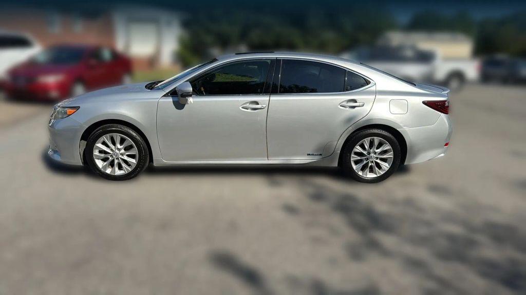 used 2013 Lexus ES 300h car, priced at $8,995