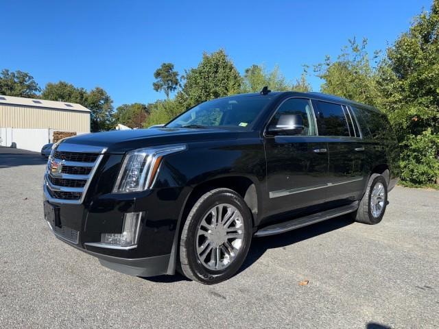 used 2020 Cadillac Escalade ESV car, priced at $21,495