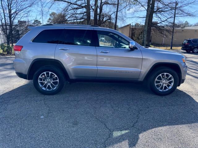 used 2015 Jeep Grand Cherokee car, priced at $8,995