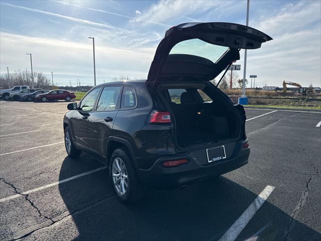 used 2015 Jeep Cherokee car, priced at $9,680