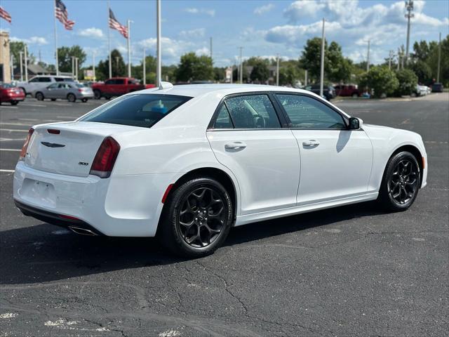 used 2022 Chrysler 300 car, priced at $27,162