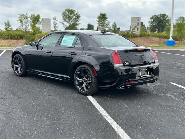 used 2022 Chrysler 300 car, priced at $23,321