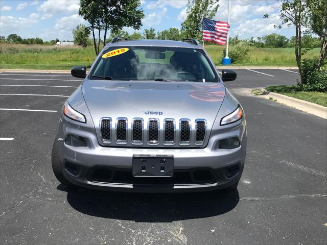 used 2015 Jeep Cherokee car, priced at $8,892