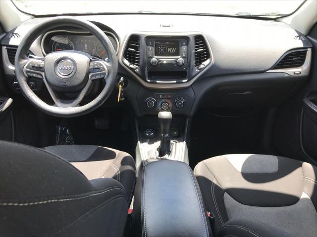 used 2015 Jeep Cherokee car, priced at $8,892