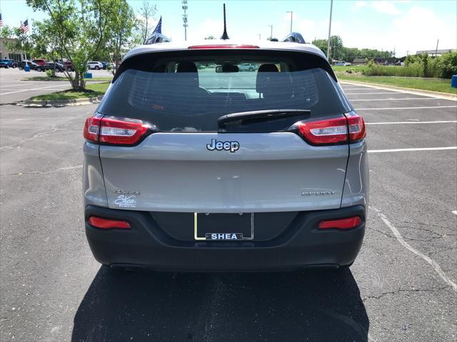 used 2015 Jeep Cherokee car, priced at $8,892