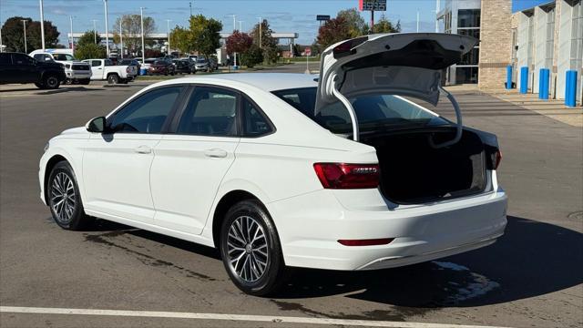 used 2021 Volkswagen Jetta car, priced at $15,911