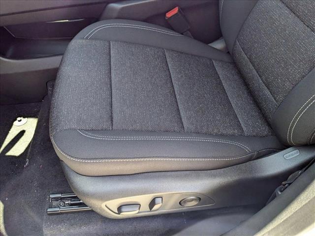 new 2025 Chevrolet Traverse car, priced at $40,637