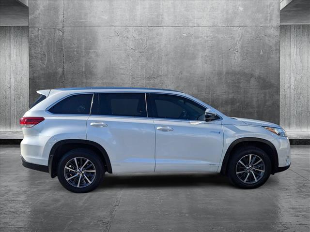 used 2017 Toyota Highlander Hybrid car, priced at $21,685