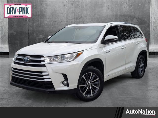 used 2017 Toyota Highlander Hybrid car, priced at $21,685