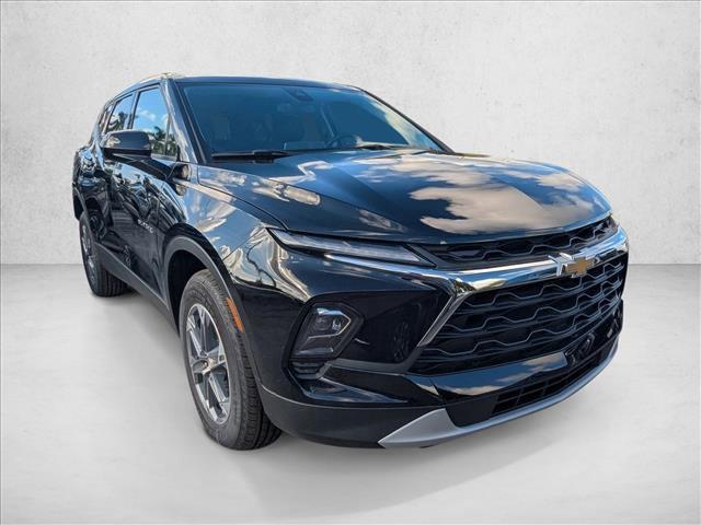 new 2025 Chevrolet Blazer car, priced at $29,795