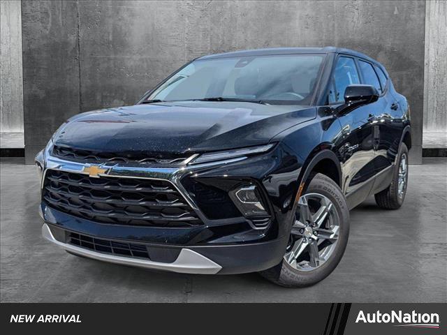 new 2025 Chevrolet Blazer car, priced at $28,875
