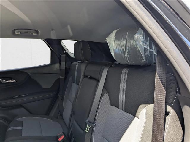 new 2025 Chevrolet Blazer car, priced at $28,795