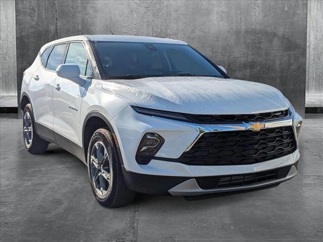 new 2025 Chevrolet Blazer car, priced at $31,875