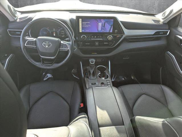 used 2023 Toyota Highlander Hybrid car, priced at $42,995