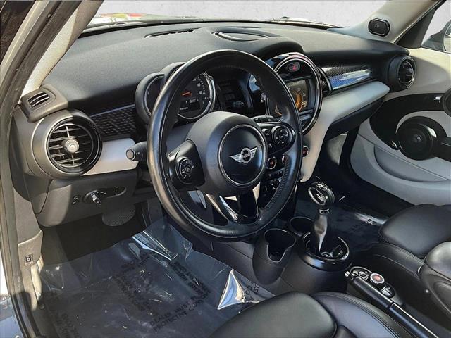 used 2018 MINI Hardtop car, priced at $14,498