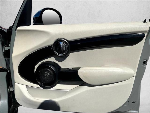 used 2018 MINI Hardtop car, priced at $14,498