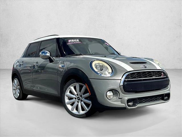 used 2018 MINI Hardtop car, priced at $14,498