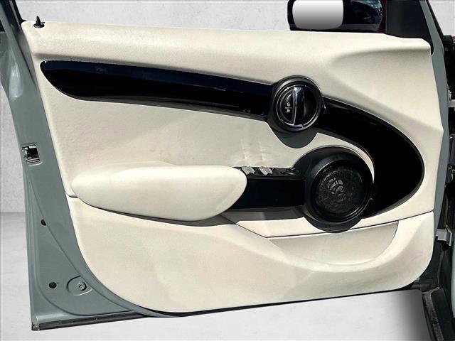 used 2018 MINI Hardtop car, priced at $14,498