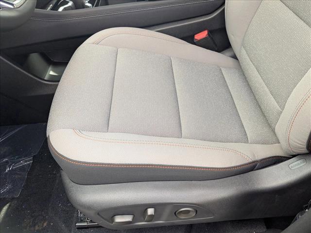 new 2025 Chevrolet Traverse car, priced at $35,960