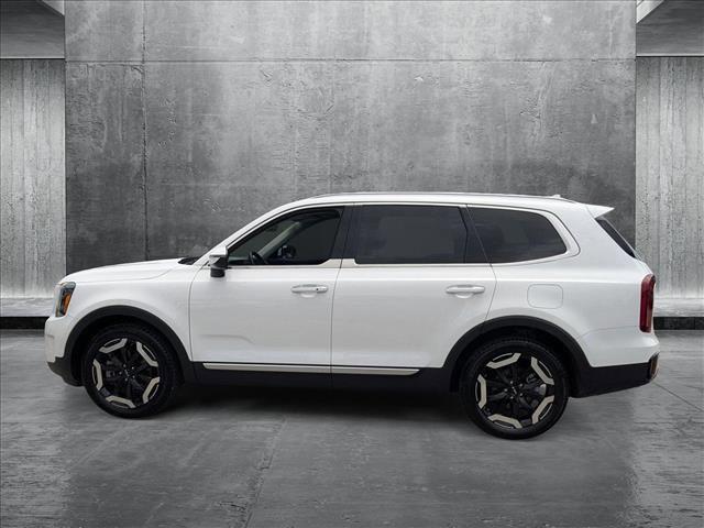 used 2023 Kia Telluride car, priced at $33,950