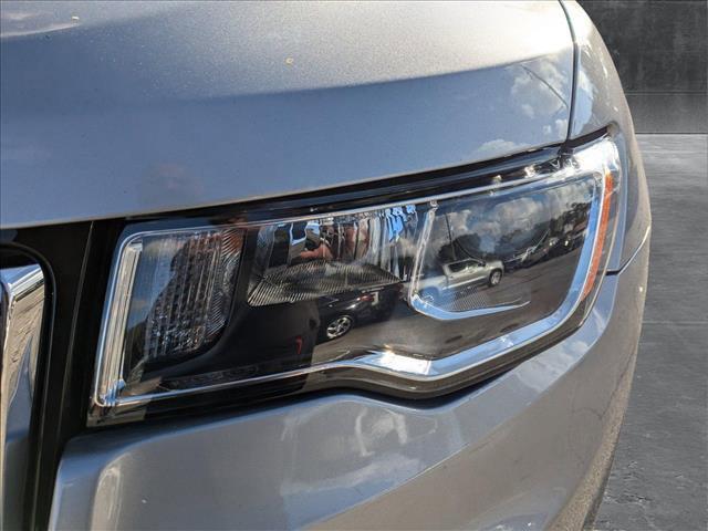 used 2018 Jeep Grand Cherokee car, priced at $15,489