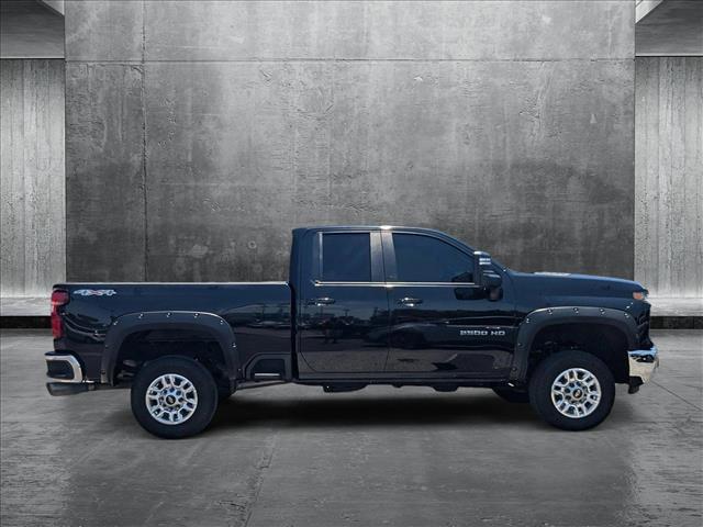 used 2024 Chevrolet Silverado 2500 car, priced at $45,991