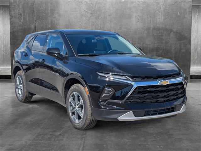 new 2025 Chevrolet Blazer car, priced at $32,879