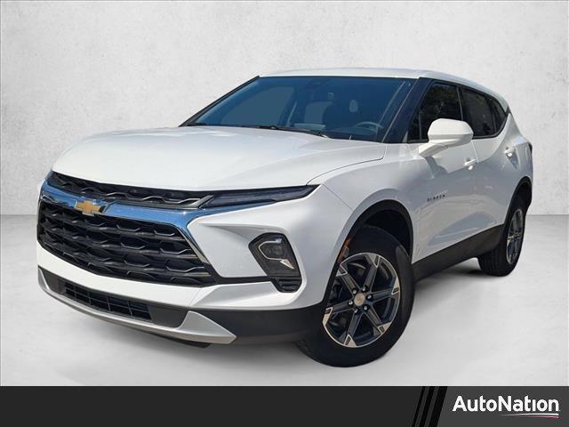 new 2025 Chevrolet Blazer car, priced at $29,795