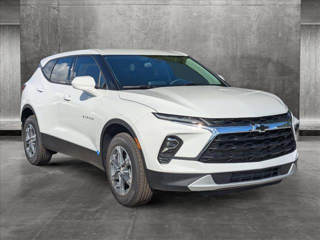 new 2025 Chevrolet Blazer car, priced at $33,390