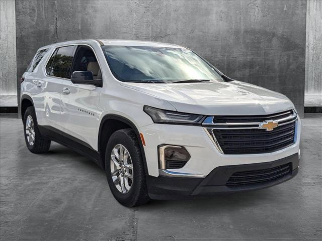 used 2022 Chevrolet Traverse car, priced at $27,755