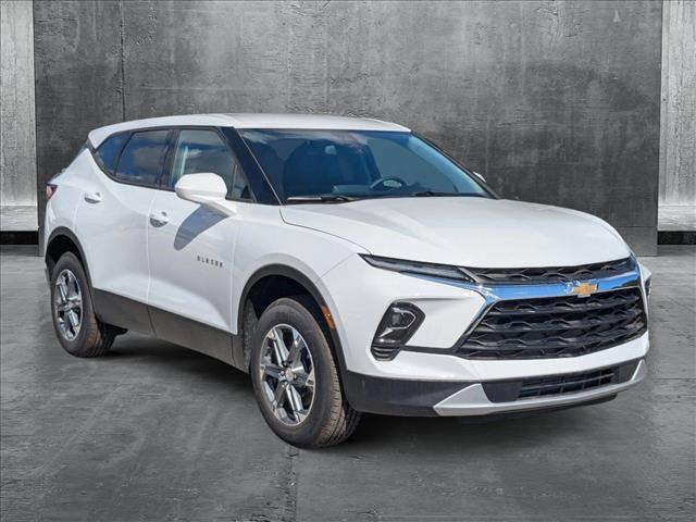new 2025 Chevrolet Blazer car, priced at $33,225