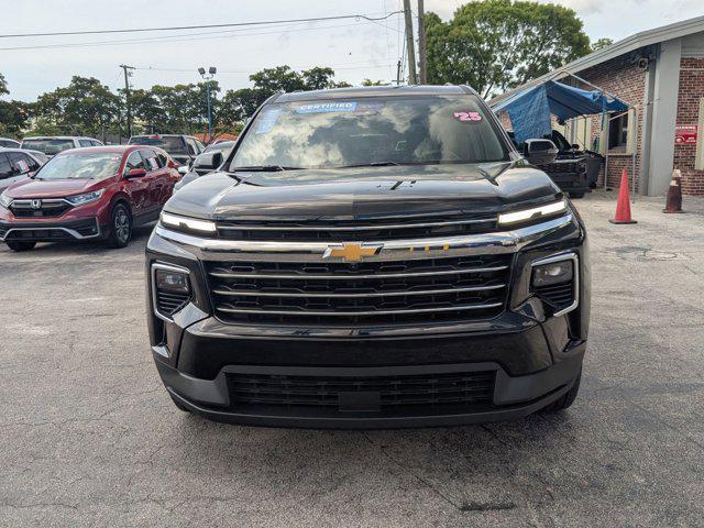 used 2025 Chevrolet Traverse car, priced at $39,214