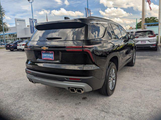 used 2025 Chevrolet Traverse car, priced at $39,214