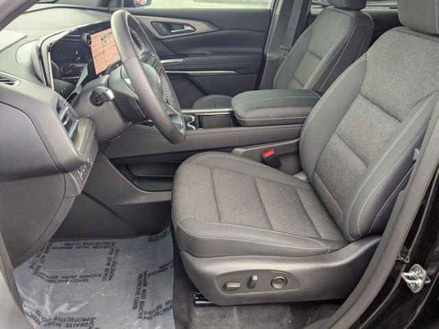 used 2025 Chevrolet Traverse car, priced at $39,214