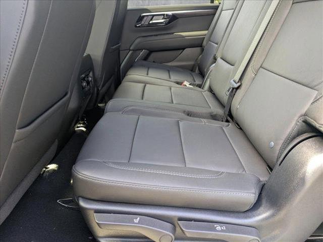 new 2025 Chevrolet Suburban car, priced at $72,114