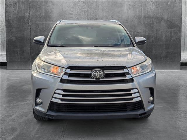 used 2017 Toyota Highlander car, priced at $15,997