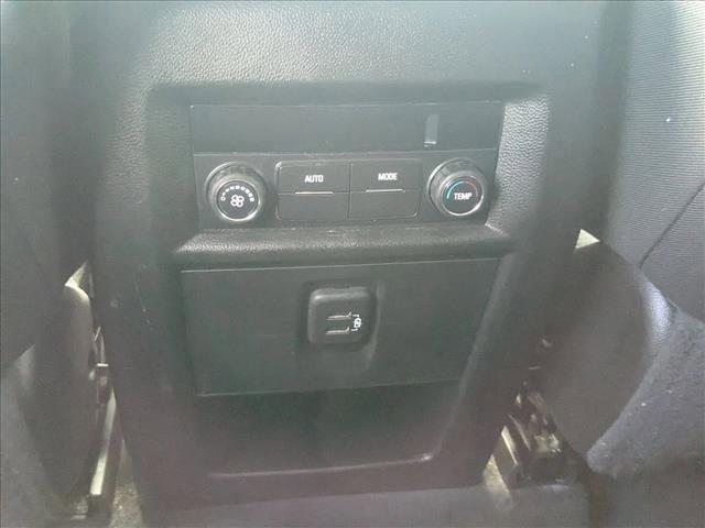 used 2021 Chevrolet Traverse car, priced at $17,207