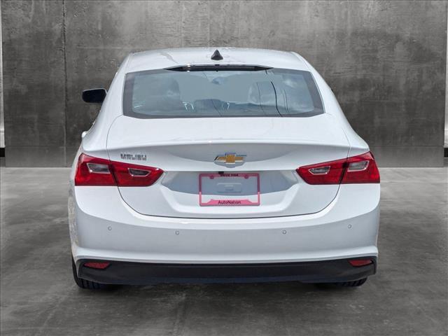 new 2024 Chevrolet Malibu car, priced at $18,945