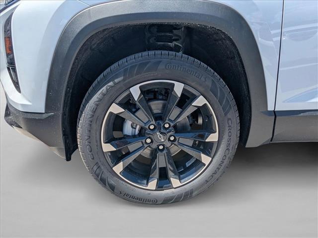 new 2026 Chevrolet Equinox car, priced at $32,447