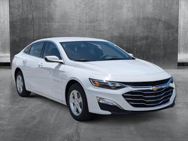 new 2024 Chevrolet Malibu car, priced at $18,945