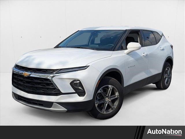 new 2025 Chevrolet Blazer car, priced at $27,875