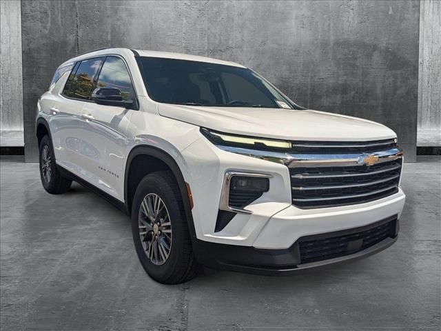 new 2025 Chevrolet Traverse car, priced at $40,637