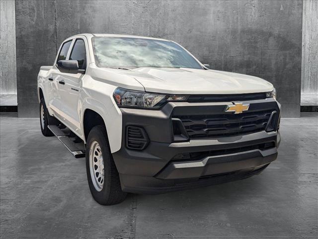 new 2025 Chevrolet Colorado car, priced at $28,995