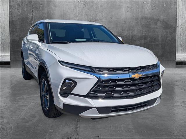 new 2025 Chevrolet Blazer car, priced at $31,875