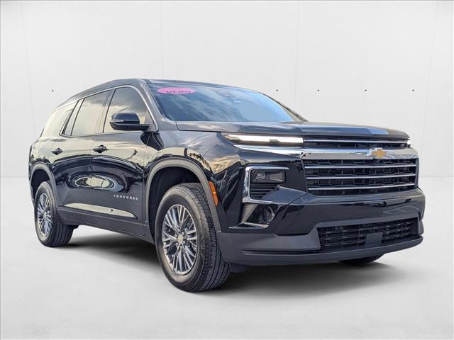 new 2025 Chevrolet Traverse car, priced at $36,195