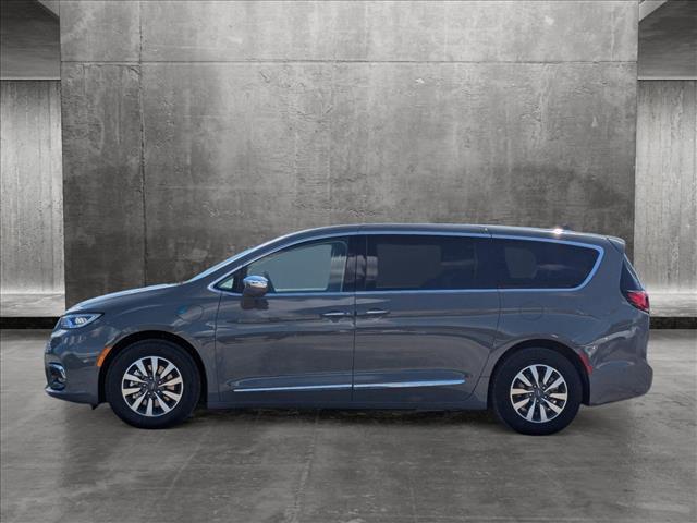 used 2022 Chrysler Pacifica Hybrid car, priced at $26,795