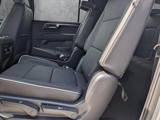 new 2025 Chevrolet Suburban car, priced at $71,095
